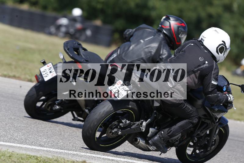 /Archiv-2025/49 26.08.2025 Cornu Master School ADR/gruen-vert/15